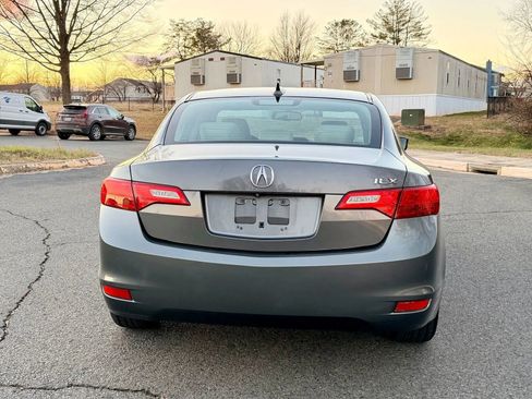 Used 2014 Acura ILX w/ Technology Package image 8