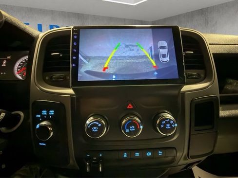 Used 2014 RAM 2500 Tradesman w/ Chrome Appearance Group image 16