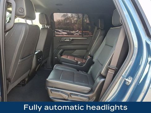 Used 2025 Chevrolet Tahoe Premier AWD/4WD image 22