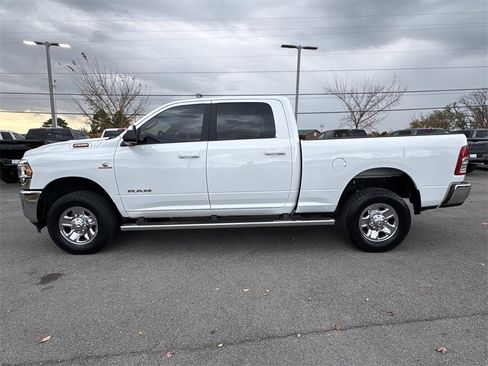 Used 2022 RAM 2500 Big Horn image 5