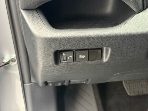 Used 2024 Toyota RAV4 LE AWD/4WD image 22