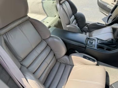 Used 1990 Chevrolet Corvette ZR-1 RWD image 23