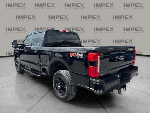 Used 2024 Ford F250 XL w/ STX Appearance Package AWD/4WD image 2