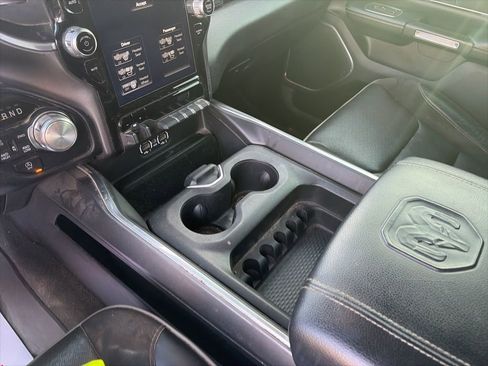 Used 2021 RAM 1500 Laramie w/ Sport Appearance Package image 18