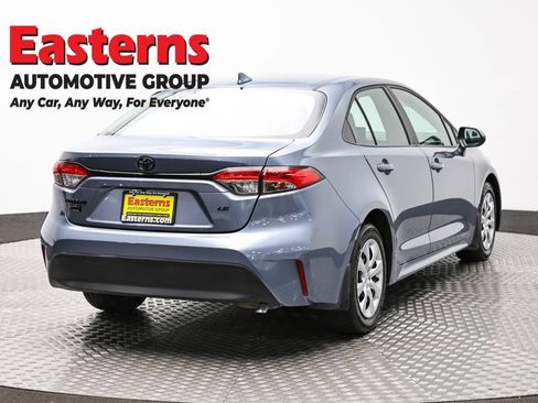 Used 2024 Toyota Corolla LE FWD image 5
