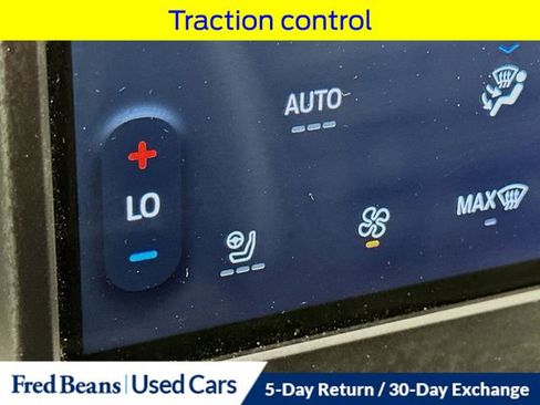 Certified 2022 Ford Edge SEL w/ Convenience Package AWD/4WD image 24