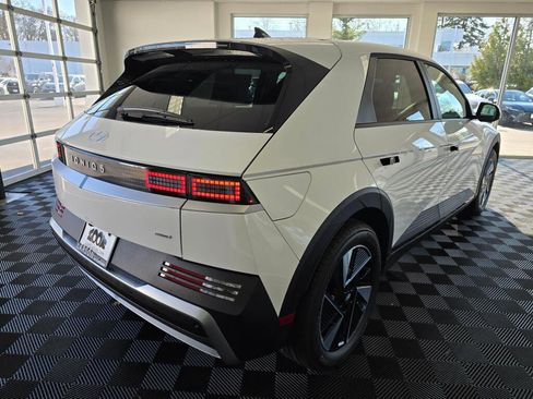 New 2026 Hyundai Ioniq 5 SEL AWD/4WD image 3