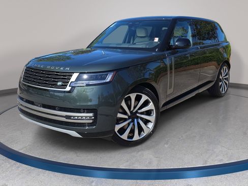 New 2026 Land Rover Range Rover Long Wheelbase SE AWD/4WD image 1