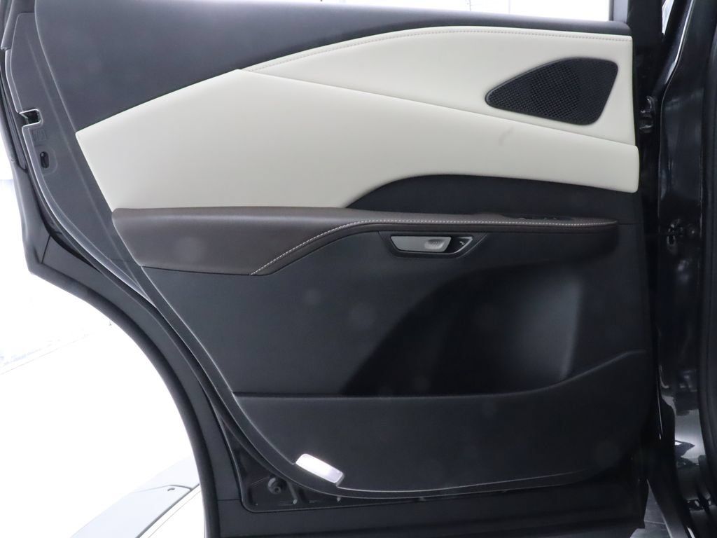Used 2024 Lexus RX 350 FWD w/ Technology Package image 35