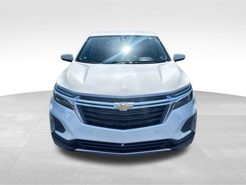 Used 2024 Chevrolet Equinox LT w/ LPO, Floor Liner Package AWD/4WD image 3