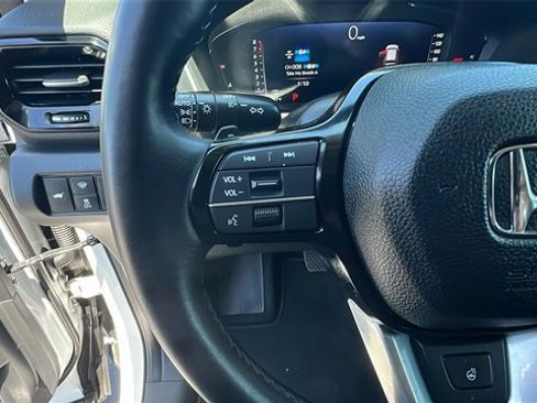 Used 2023 Honda Pilot Elite image 27