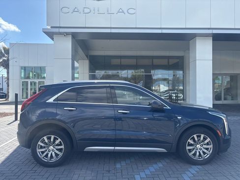Used 2020 Cadillac XT4 Premium Luxury image 1