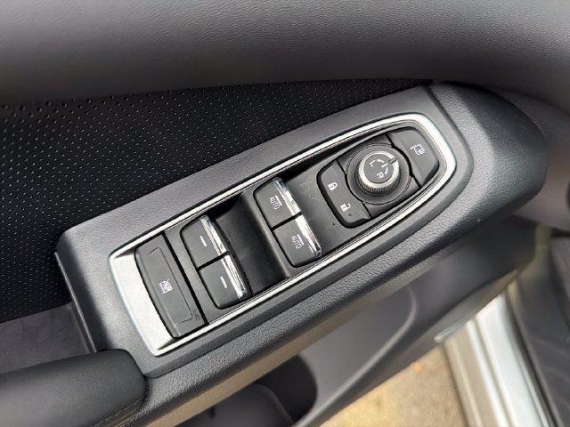 Used 2026 Subaru Ascent Touring AWD/4WD image 17