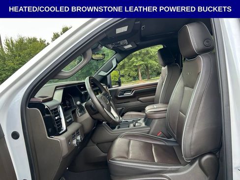Used 2024 GMC Sierra 2500 Denali w/ Denali Reserve Package AWD/4WD image 5