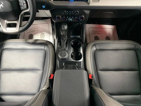 Used 2025 Ford Bronco Outer Banks w/ Sasquatch Package AWD/4WD image 17