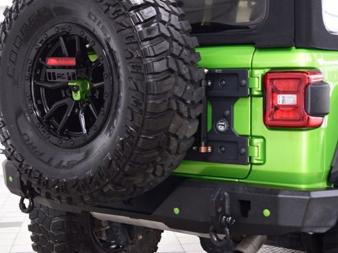 Used 2019 Jeep Wrangler Unlimited Rubicon AWD/4WD image 26