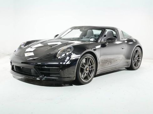 Certified 2023 Porsche 911 50th Anniversary Edition AWD/4WD image 1