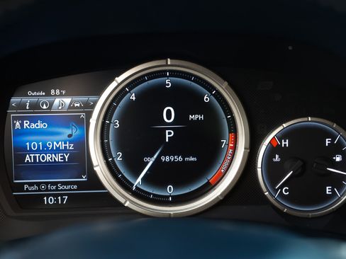 Used 2018 Lexus GS 350 F Sport RWD image 33