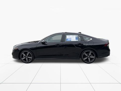 Used 2024 Honda Accord Sport image 5