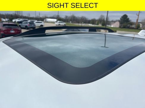 Used 2017 Subaru Forester 2.5i Touring image 11