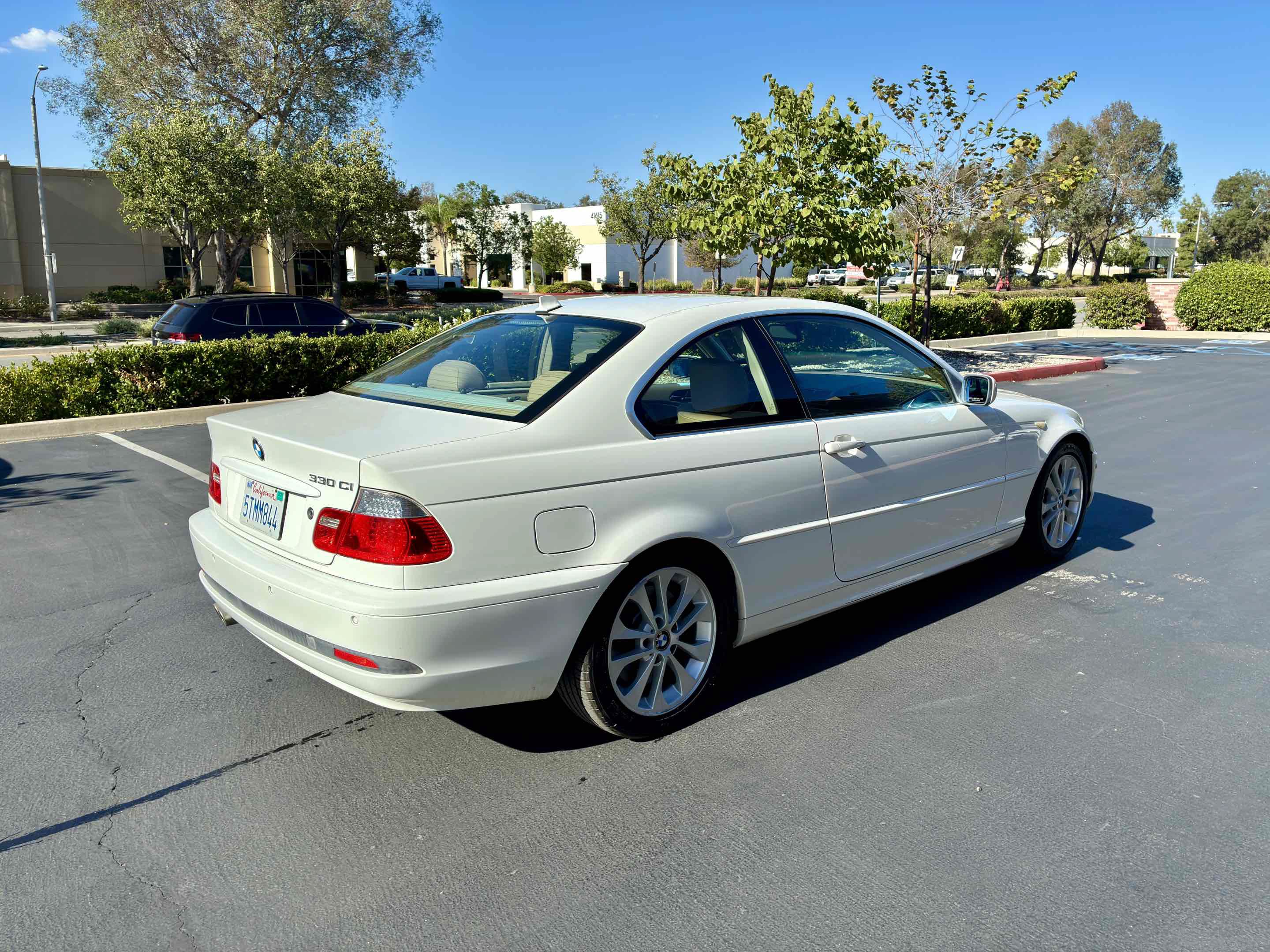 Used 2006 BMW 330Ci Coupe RWD image 8