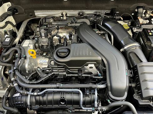 Certified 2023 Volkswagen Taos S image 32