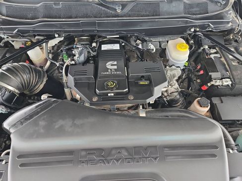 Used 2024 RAM 2500 Laramie w/ Safety Group AWD/4WD image 36