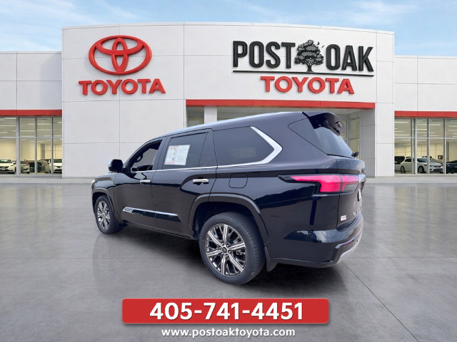 Used 2023 Toyota Sequoia Capstone AWD/4WD image 5