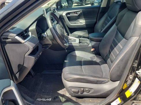 Used 2019 Toyota RAV4 XLE Premium w/ Advanced Technology Package FWD image 21