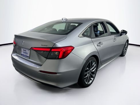 Used 2023 Honda Civic Touring image 5