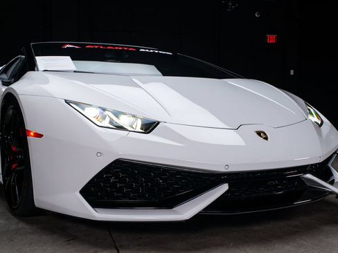Used 2017 Lamborghini Huracan LP 610-4 AWD/4WD image 7