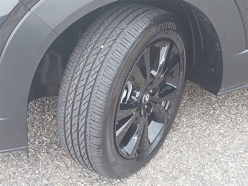 New 2025 MAZDA CX-30 AWD 2.5 S w/ Select Sport Pkg image 32