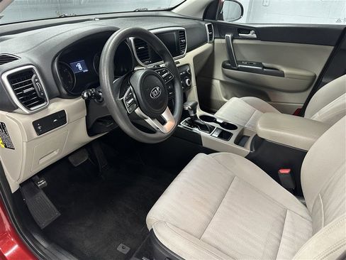 Used 2021 Kia Sportage LX FWD image 2