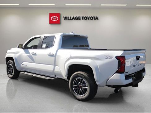 New 2025 Toyota Tacoma TRD Sport image 3