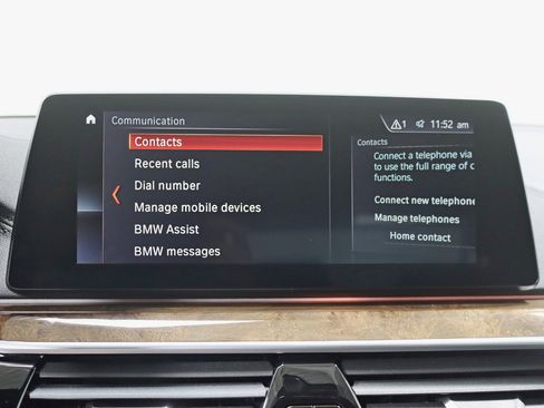 Used 2019 BMW M550i xDrive w/ Dynamic Handling Package image 25