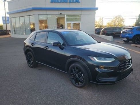 Certified 2024 Honda HR-V Sport image 1