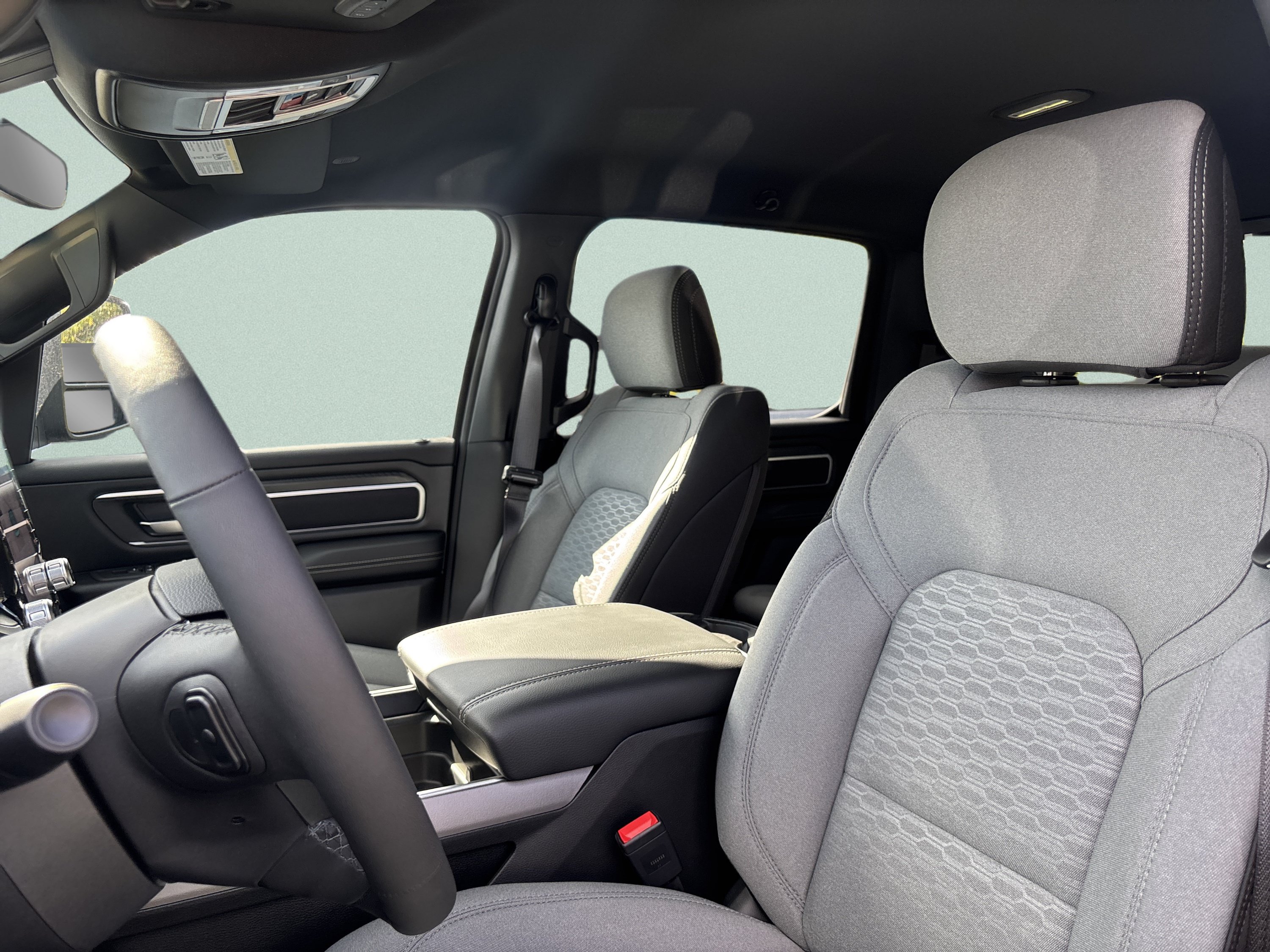 Used 2025 RAM 1500 Big Horn AWD/4WD image 12