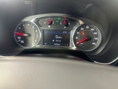 Used 2025 Chevrolet Blazer LT AWD/4WD image 12