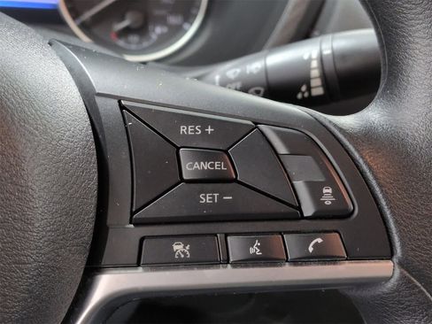 Used 2025 Nissan Sentra SV image 24