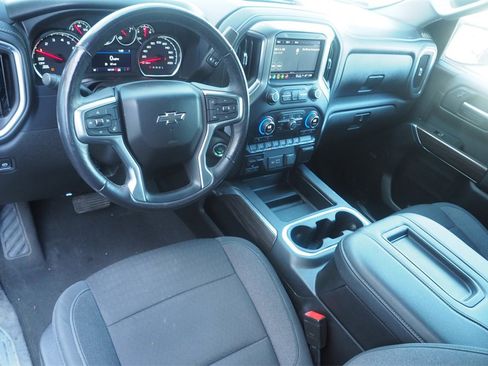 Used 2021 Chevrolet Silverado 1500 RST image 10