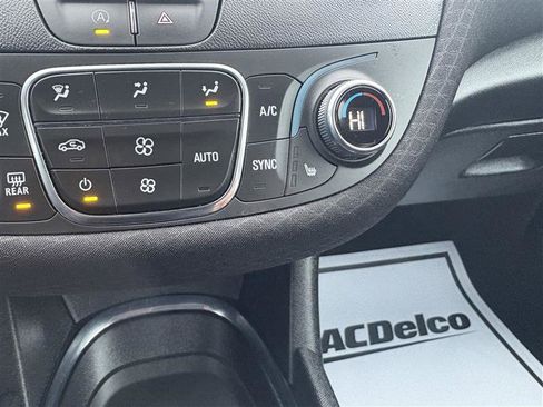 Used 2024 Chevrolet Malibu LT image 15