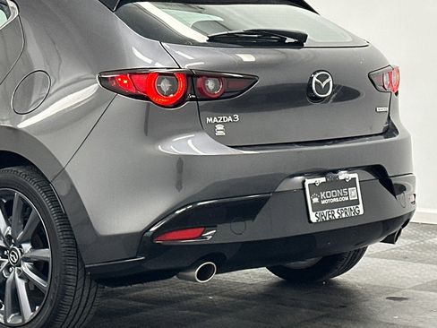 Used 2023 MAZDA MAZDA3 s image 7