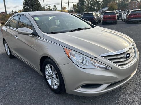 Used 2011 Hyundai Sonata GLS image 9