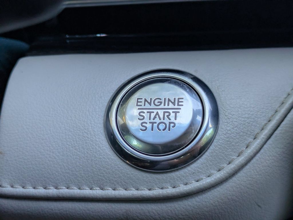 Used 2024 Lincoln Nautilus Reserve AWD/4WD image 24