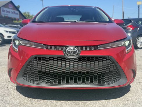 Used 2020 Toyota Corolla LE FWD image 4