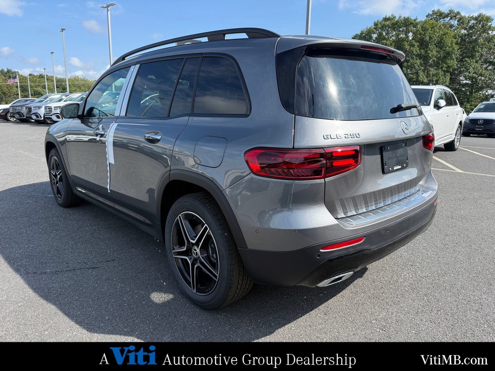 New 2026 Mercedes-Benz GLB 250 4MATIC image 6