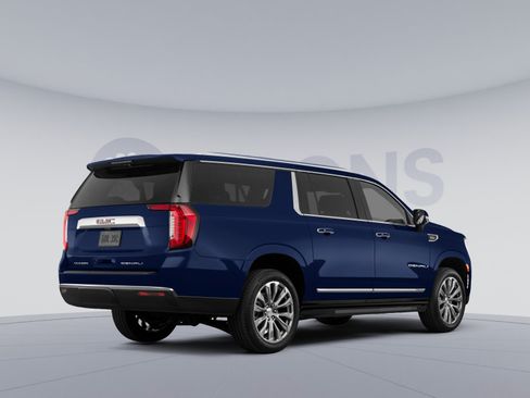 Used 2023 GMC Yukon XL Denali w/ LPO, Floor Liner Package AWD/4WD image 4