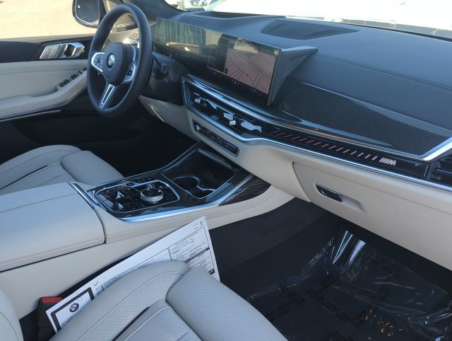 Used 2026 BMW X7 M60i AWD/4WD image 12