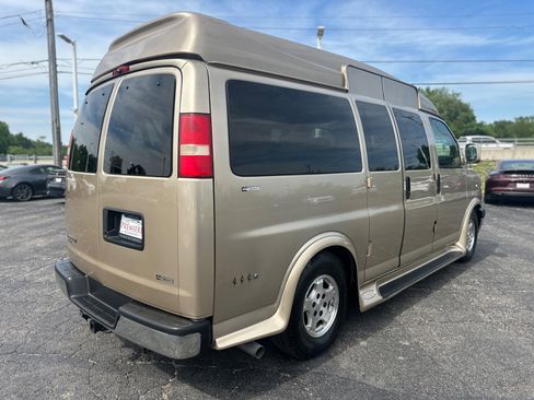 Used 2008 Chevrolet Express 1500 w/ Preferred Equipment Group RWD image 6