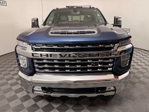 Used 2020 Chevrolet Silverado 2500 LTZ w/ LTZ Convenience Package AWD/4WD image 12